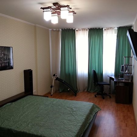Deluxe Panorama Apartment Kiev Esterno foto